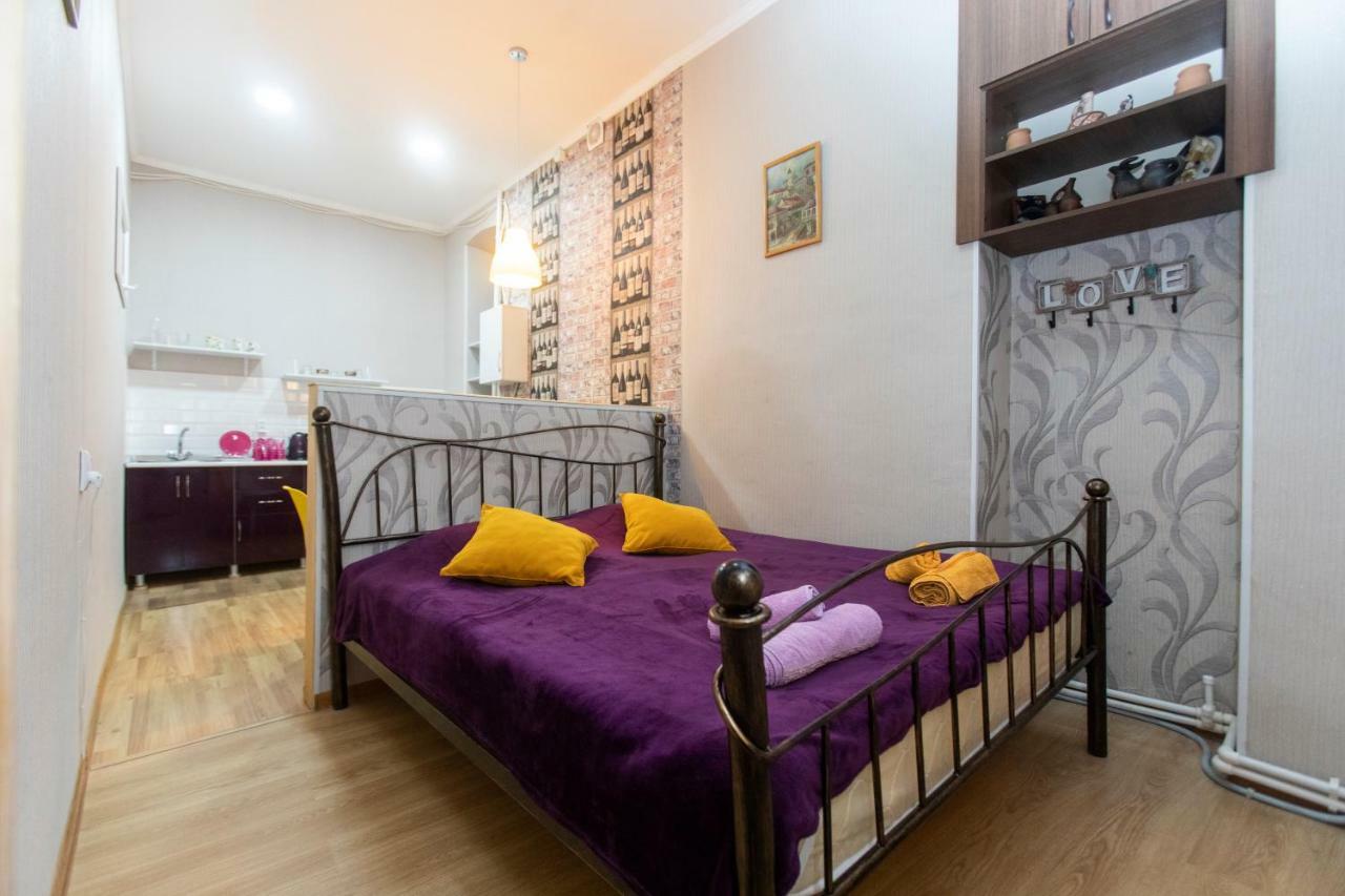 Minimalist Studio Walking Distance To City Centre Apartment Tbilisi Bagian luar foto